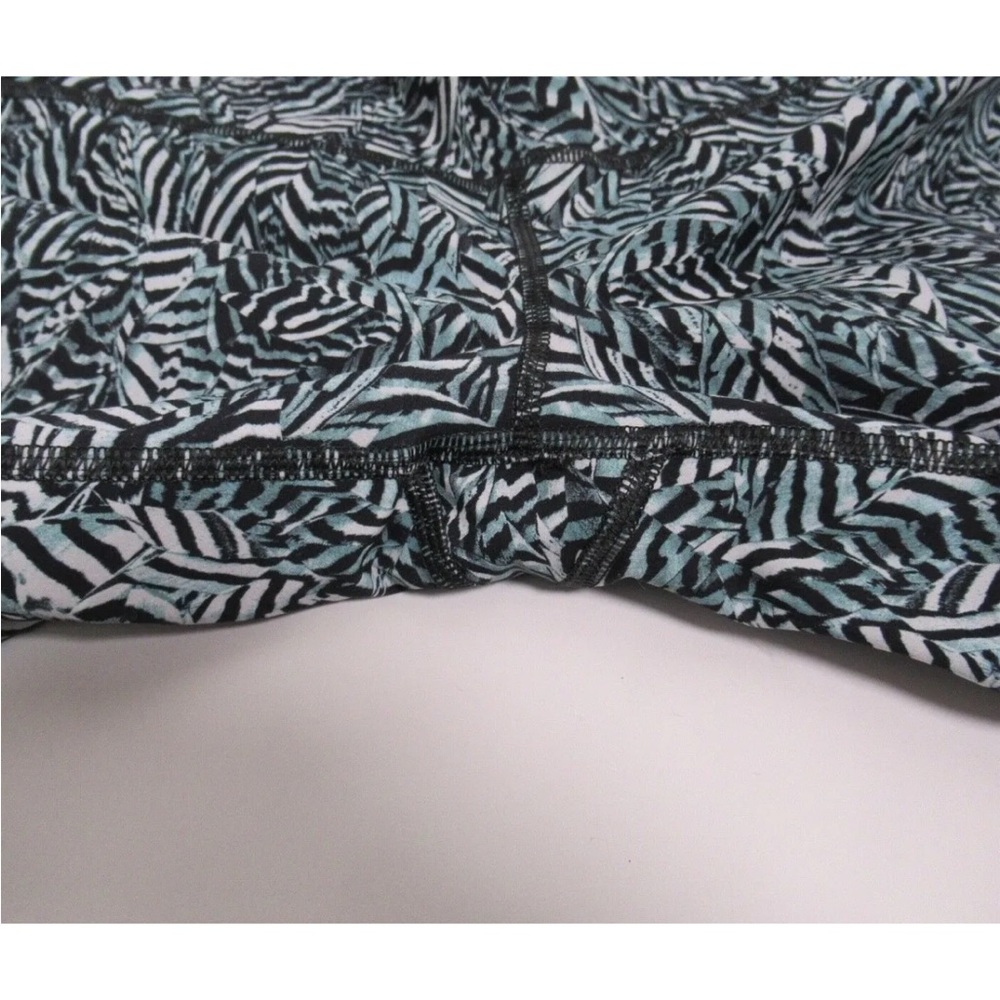 Lululemon wunder under dazzle nulux size 2 - Picture 6 of 11